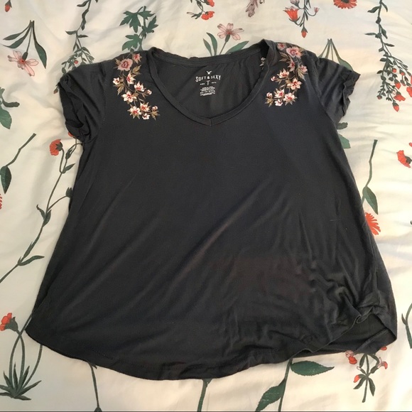 American Eagle Outfitters Tops - American Eagle Shirt